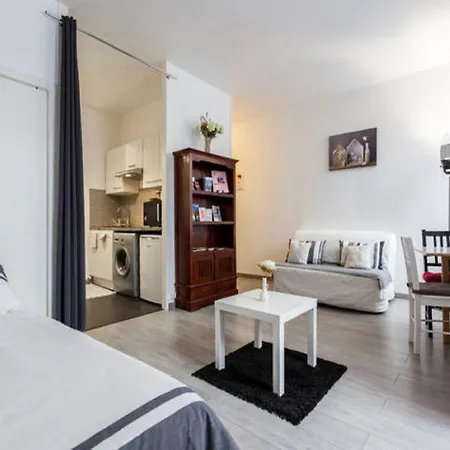 Apartment De Charme / Grand Theatre *